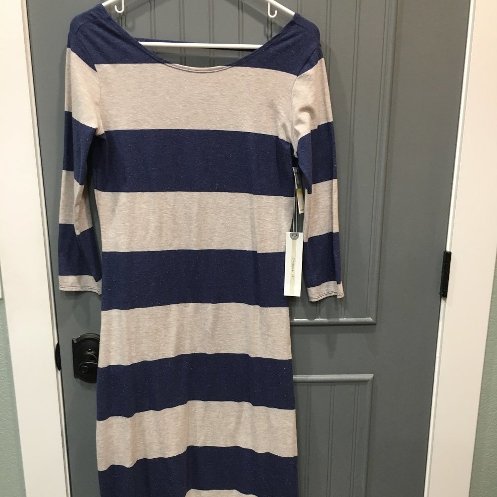 Mid sleeve blue and white casual long dress